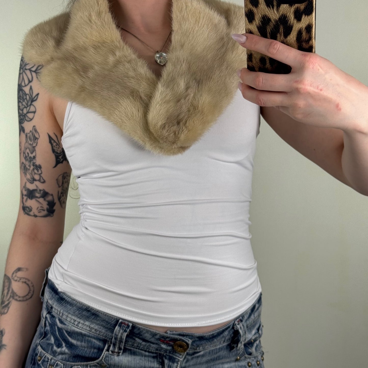 Vintage 1960s/70s mink stole scarf pastel blonde cream