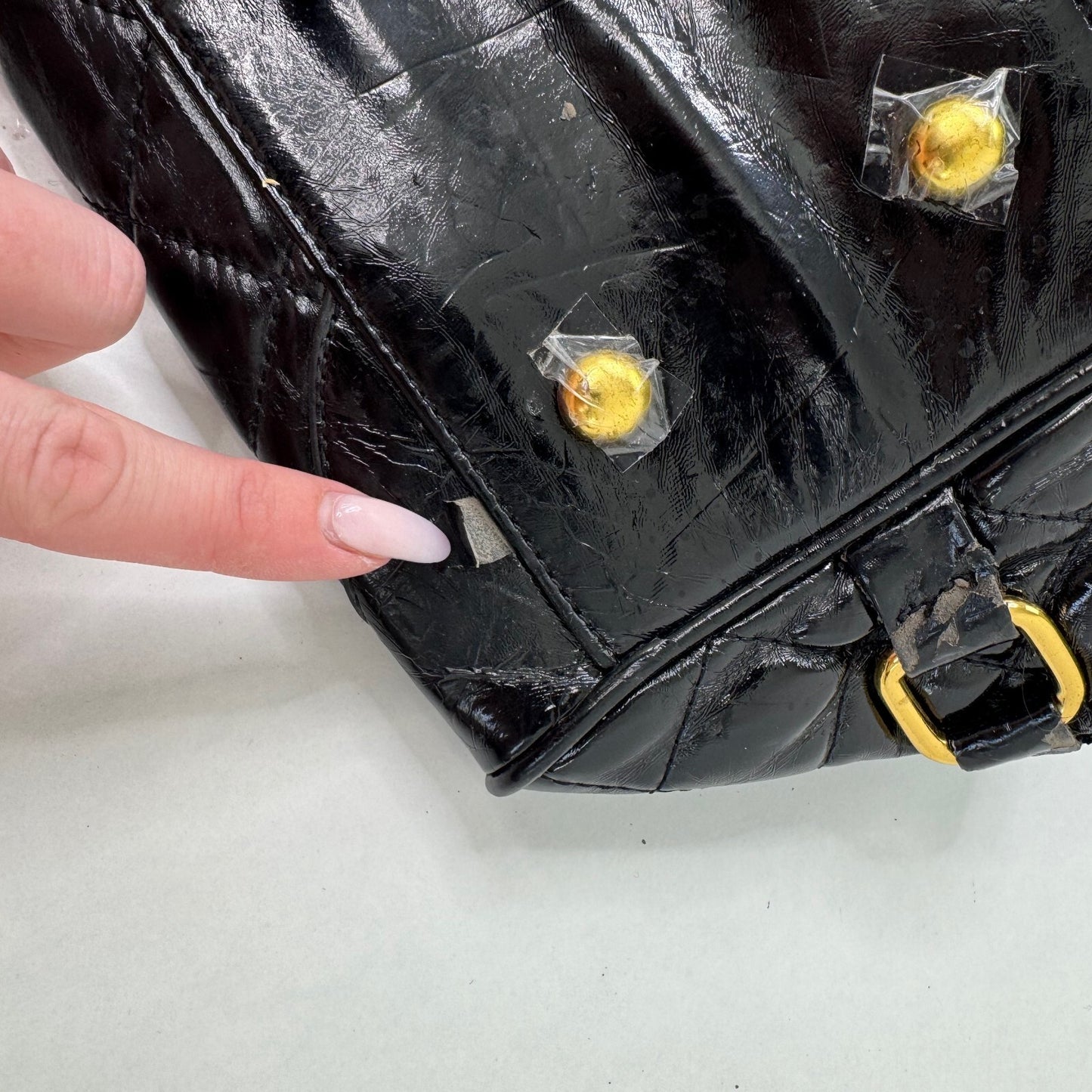 Y2K vintage Paul's Boutique handbag faux leather small quilted lock and key