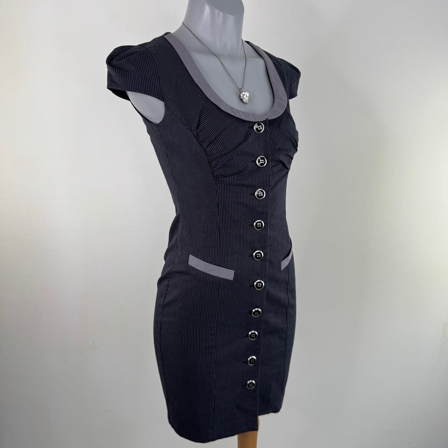 Y2K vintage pinstripe mini dress cap sleeve round neck fitted tailored pin up