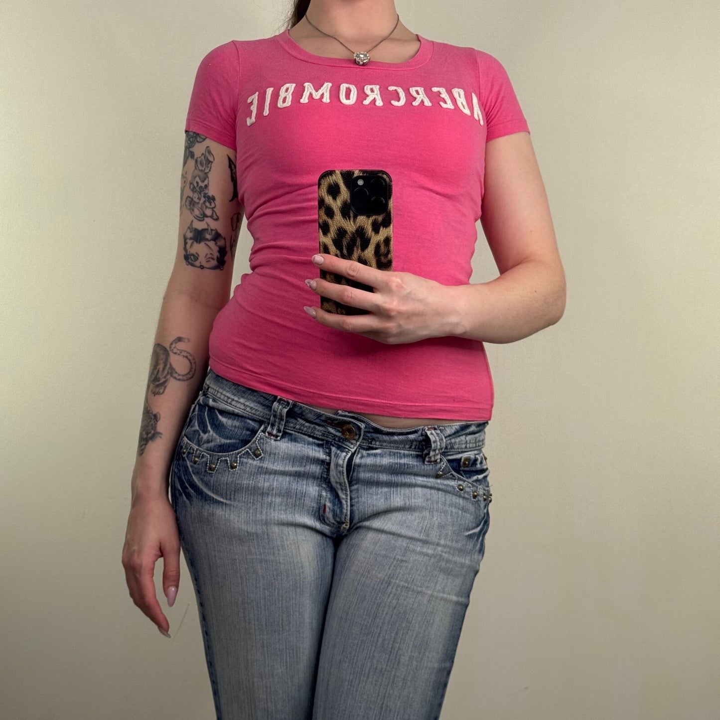Y2K vintage Abercrombie & Fitch t-shirt short sleeve top fitted tight