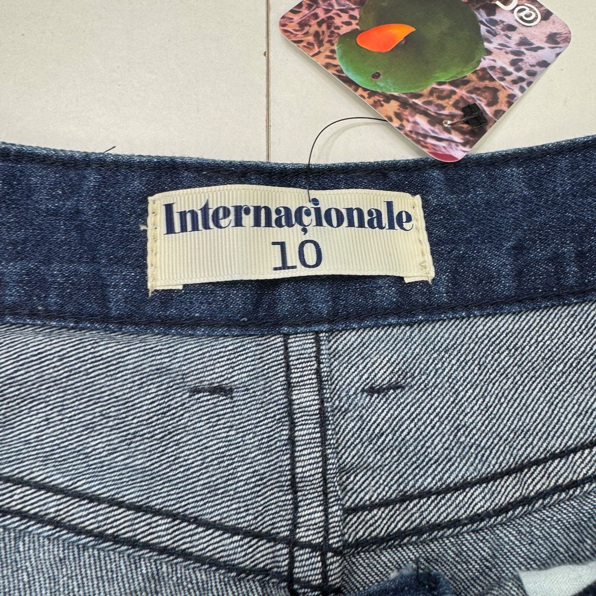 Y2K vintage denim mini shorts distressed dark blue turned up