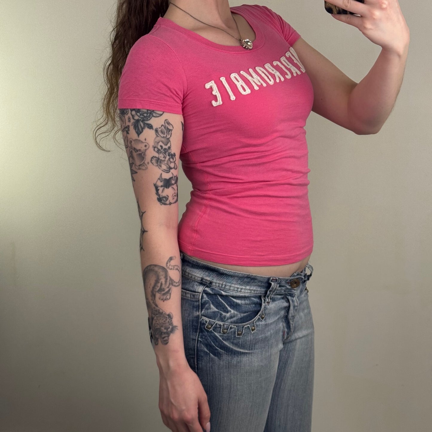 Y2K vintage Abercrombie & Fitch t-shirt short sleeve top fitted tight