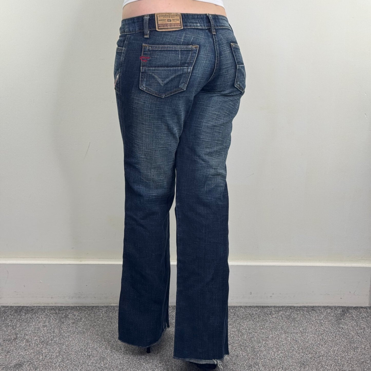 Y2K vintage bootcut denim jeans dark faded blue wash low rise