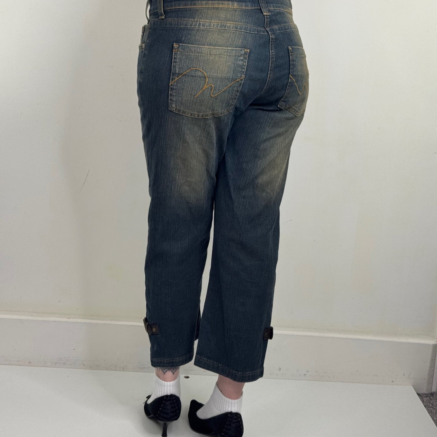 Y2K vintage capri jeans denim cropped faded dirty wash stretchy bootcut buckle