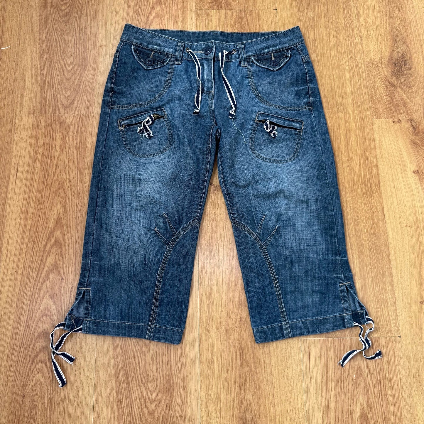 Y2K vintage capri jeans denim cropped low rise stripe toggles cargo pockets