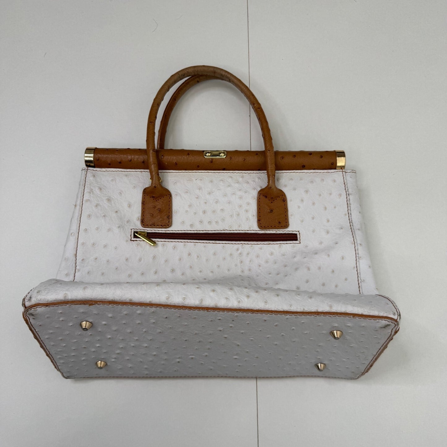 Y2K vintage Italian handbag genuine leather lock ostrich-effect white brown