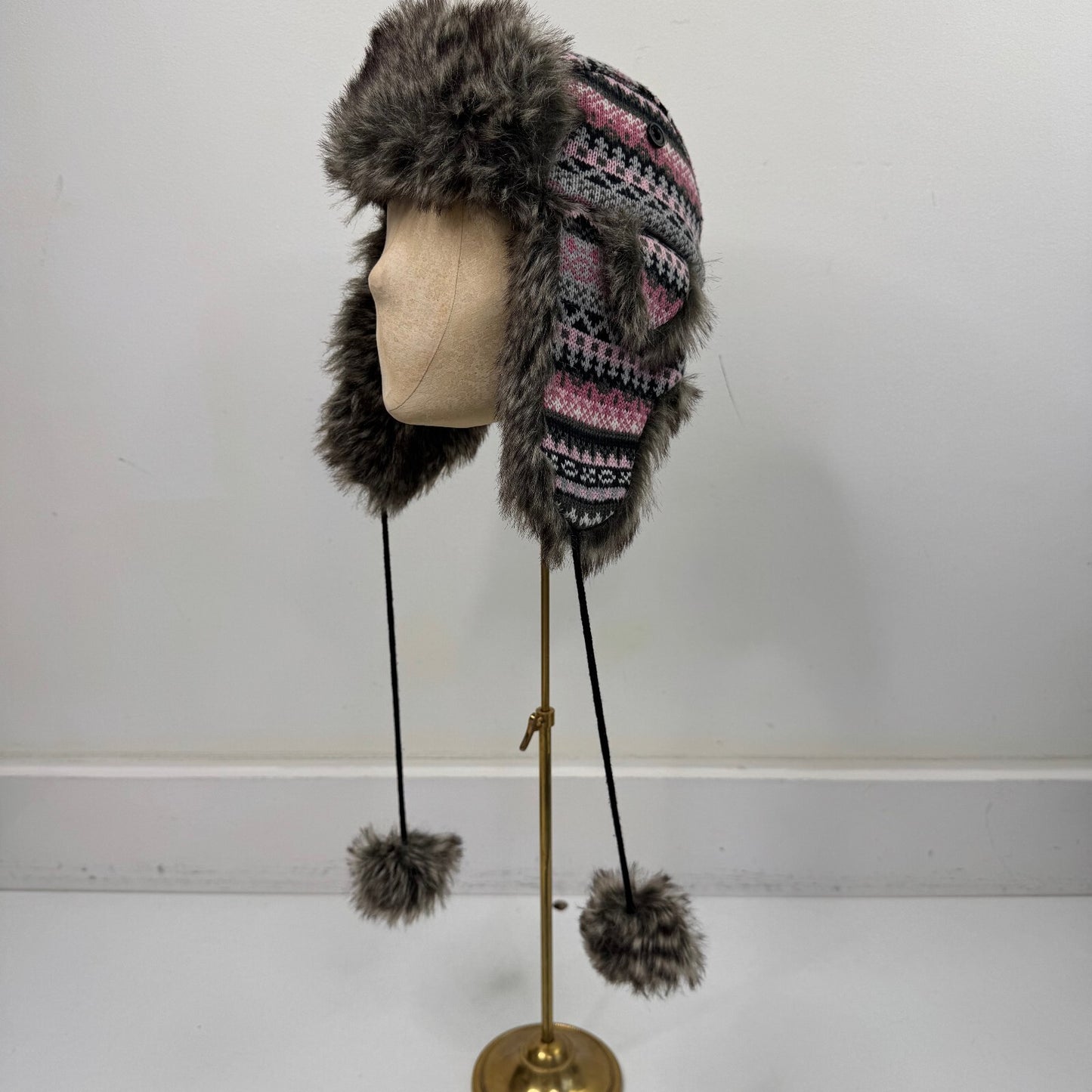 Y2K vintage trapper hat faux fur pom poms aztec knit print pink grey black