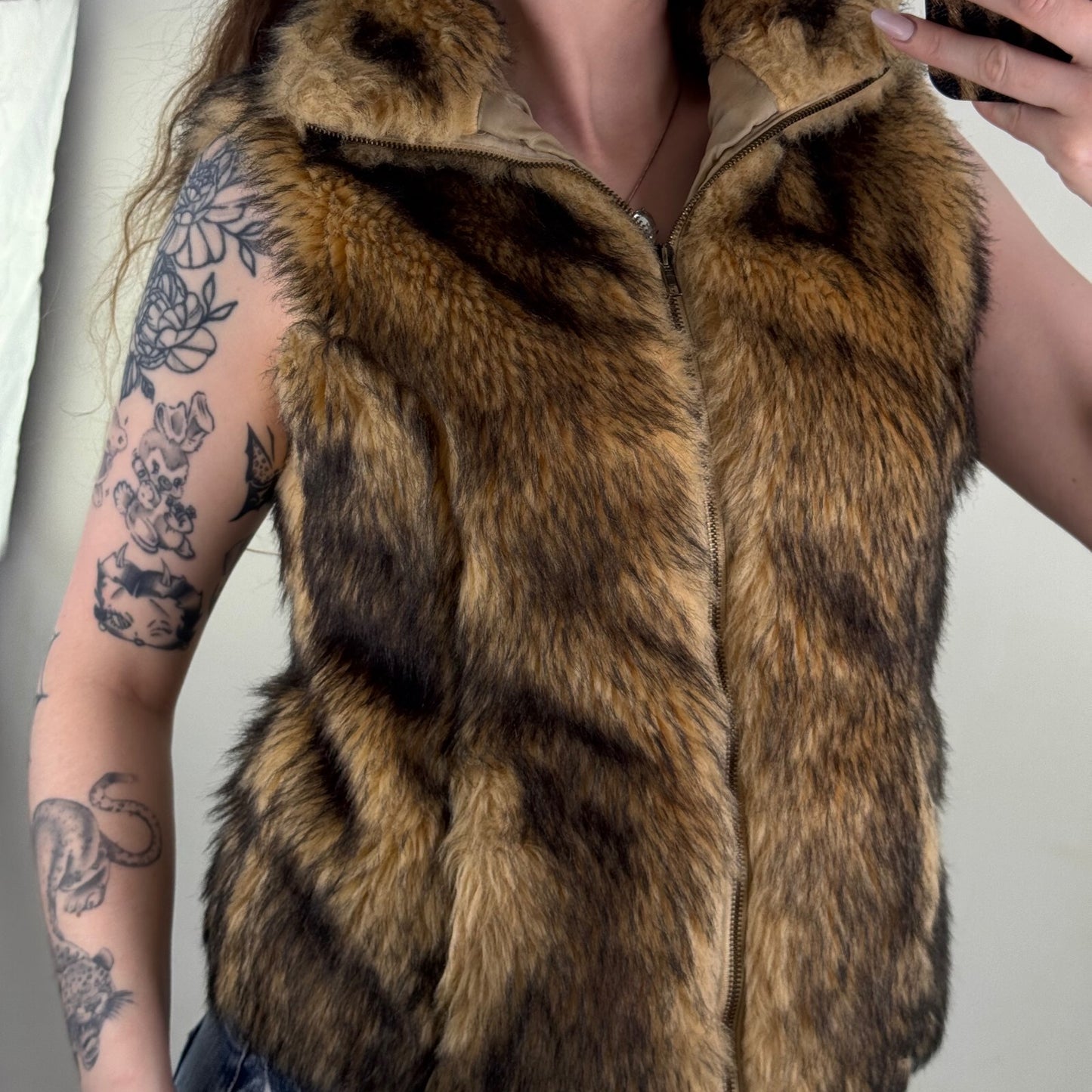 Y2K vintage gilet bodywarmer zip up faux fur high neck brown two tone pockets