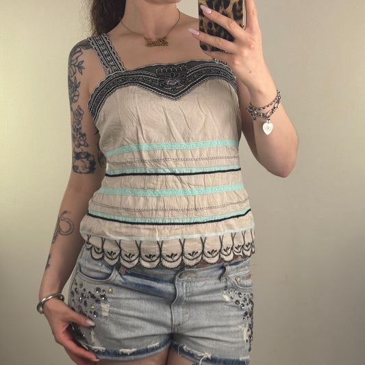 Y2K vintage tank top boho stripe embroidered scallop hem