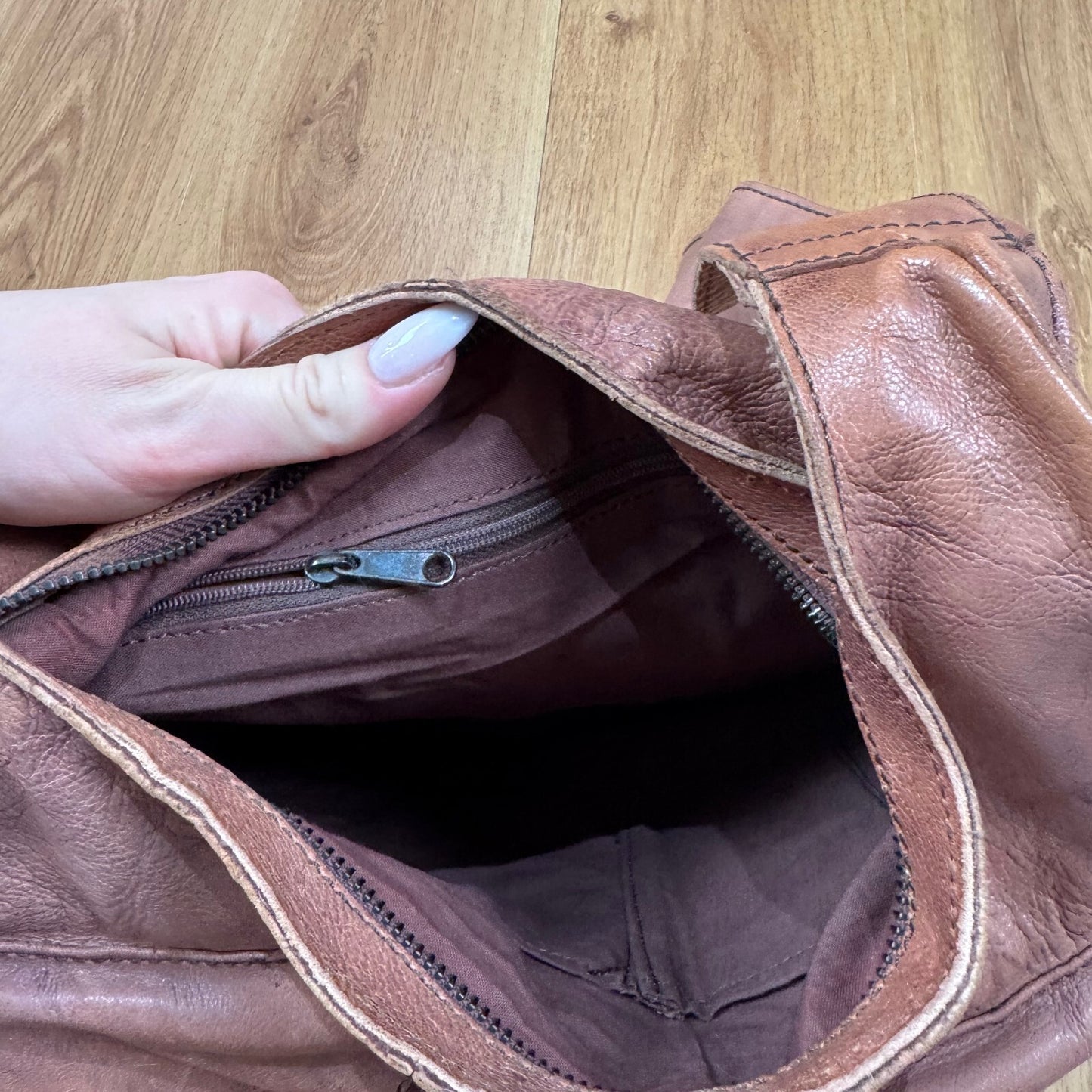Y2K vintage 100% leather crossbody bag cargo pockets buckle faded dusty pink