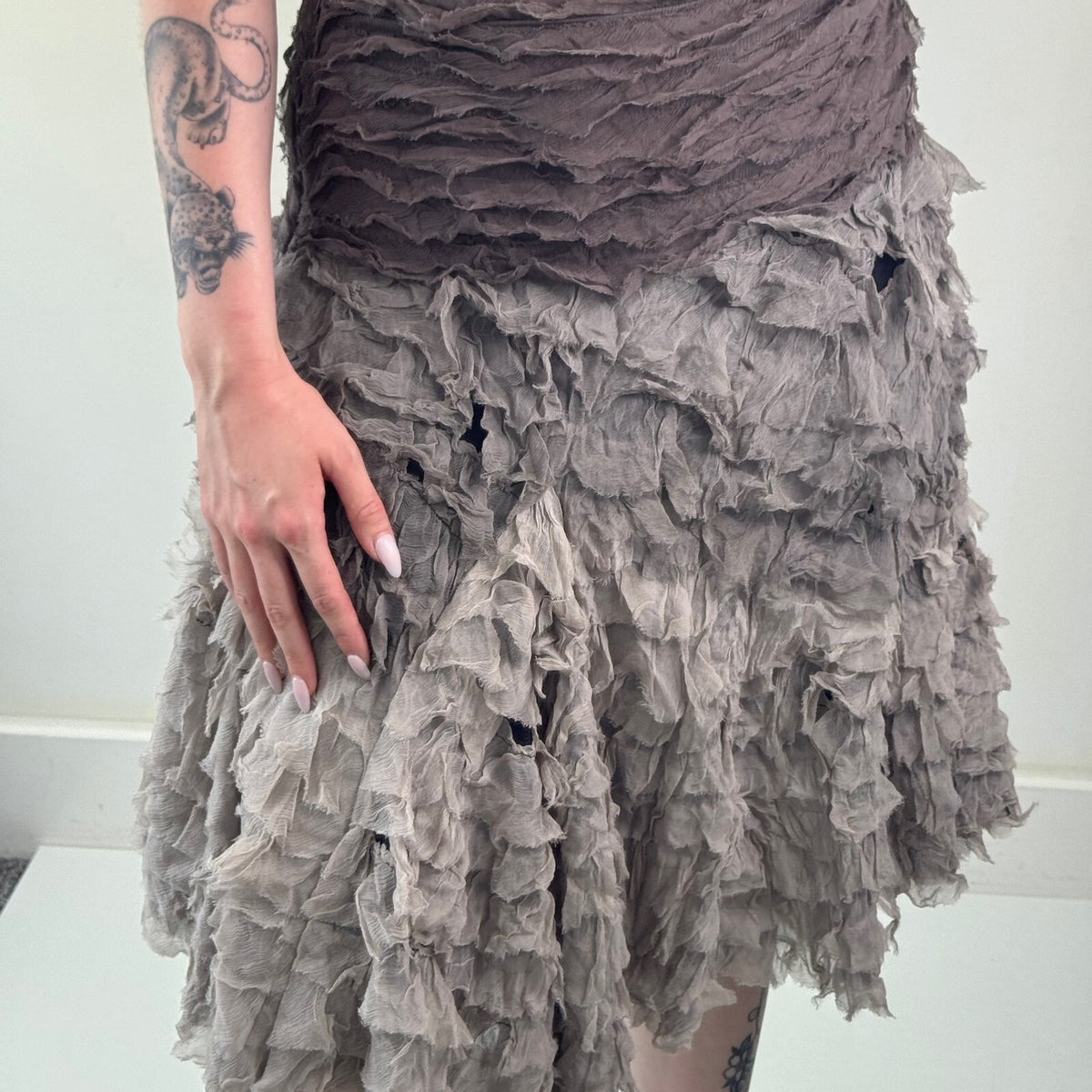 Y2K vintage midi skirt part silk ruffle tiered grey asymmetrical ombre Italian