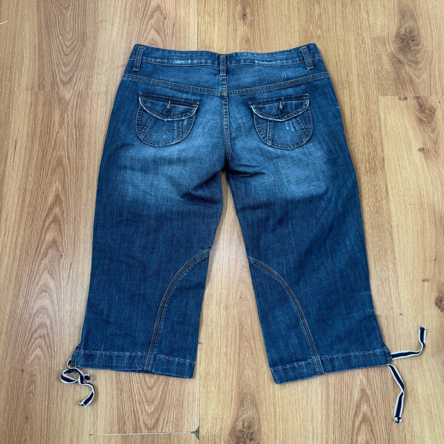 Y2K vintage capri jeans denim cropped low rise stripe toggles cargo pockets