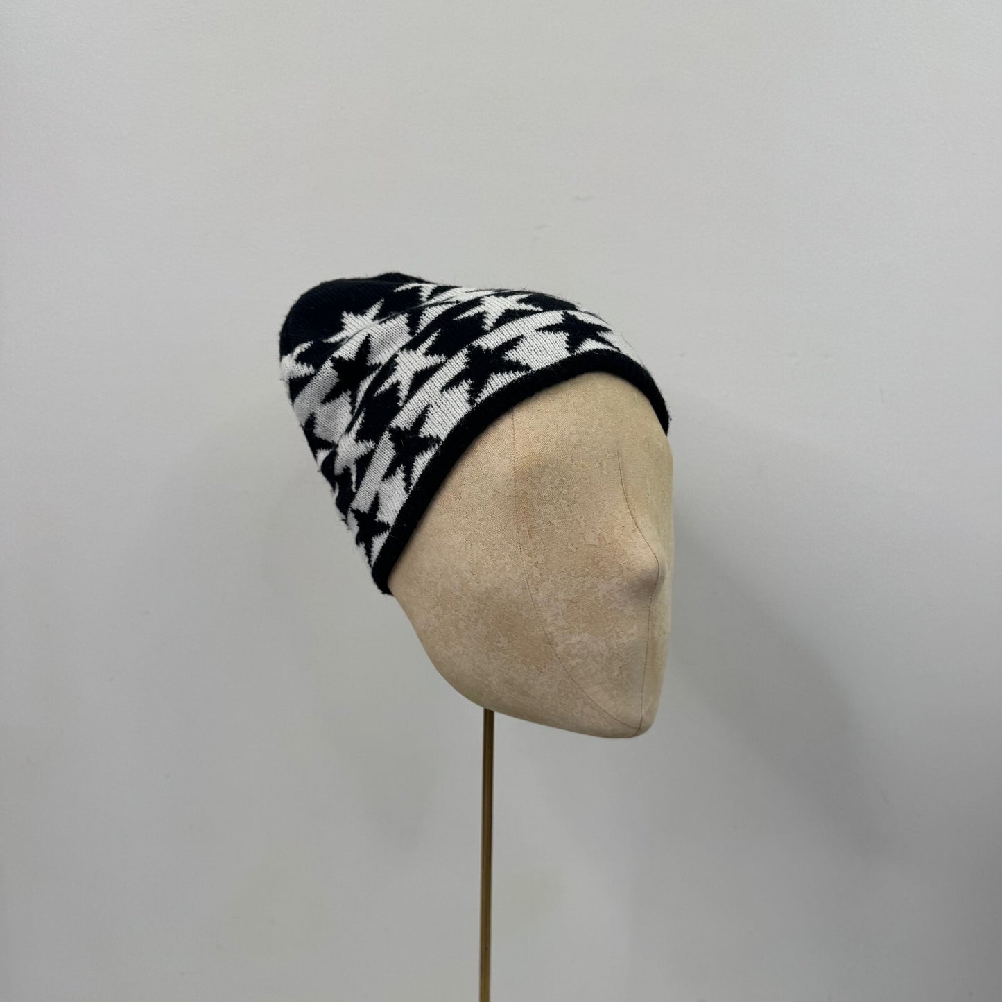 Y2K vintage hat beanie star black white knit stretchy unisex