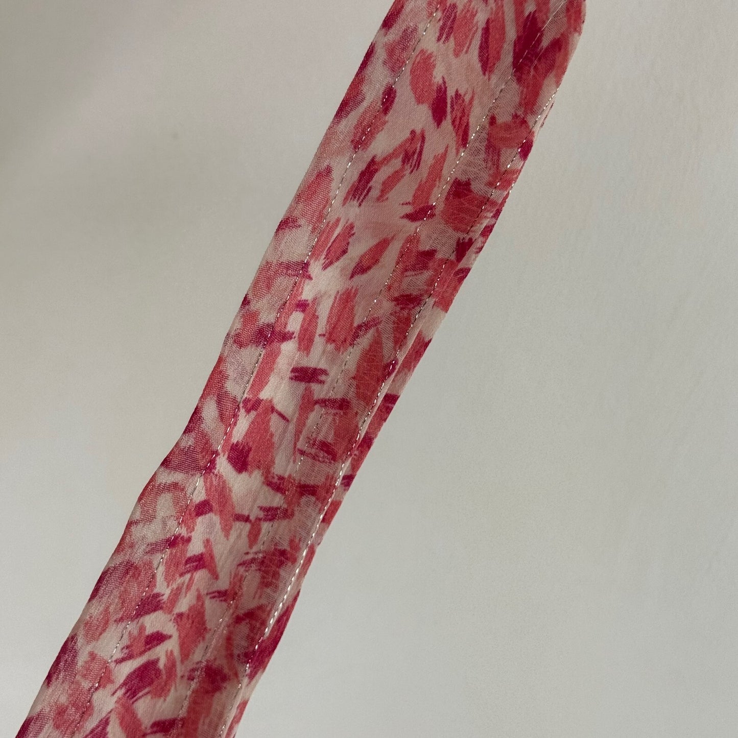 Y2K vintage scarf skinny thin sparkly pattern pink