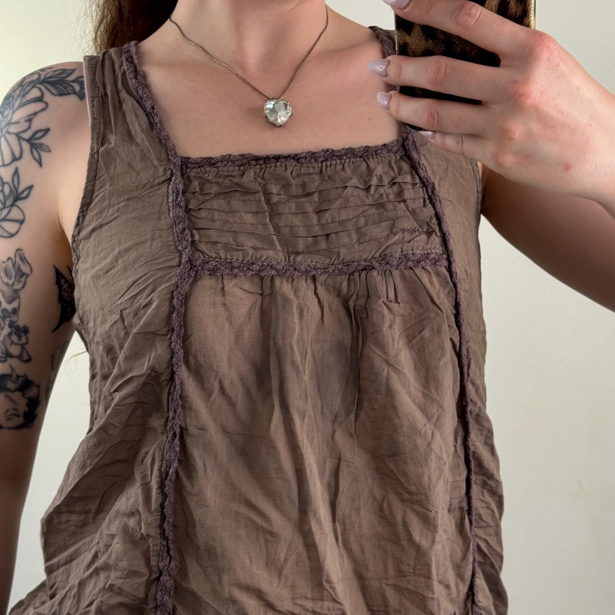 Vintage 100% linen tank top square neck ruffle button up sleeveless blouse