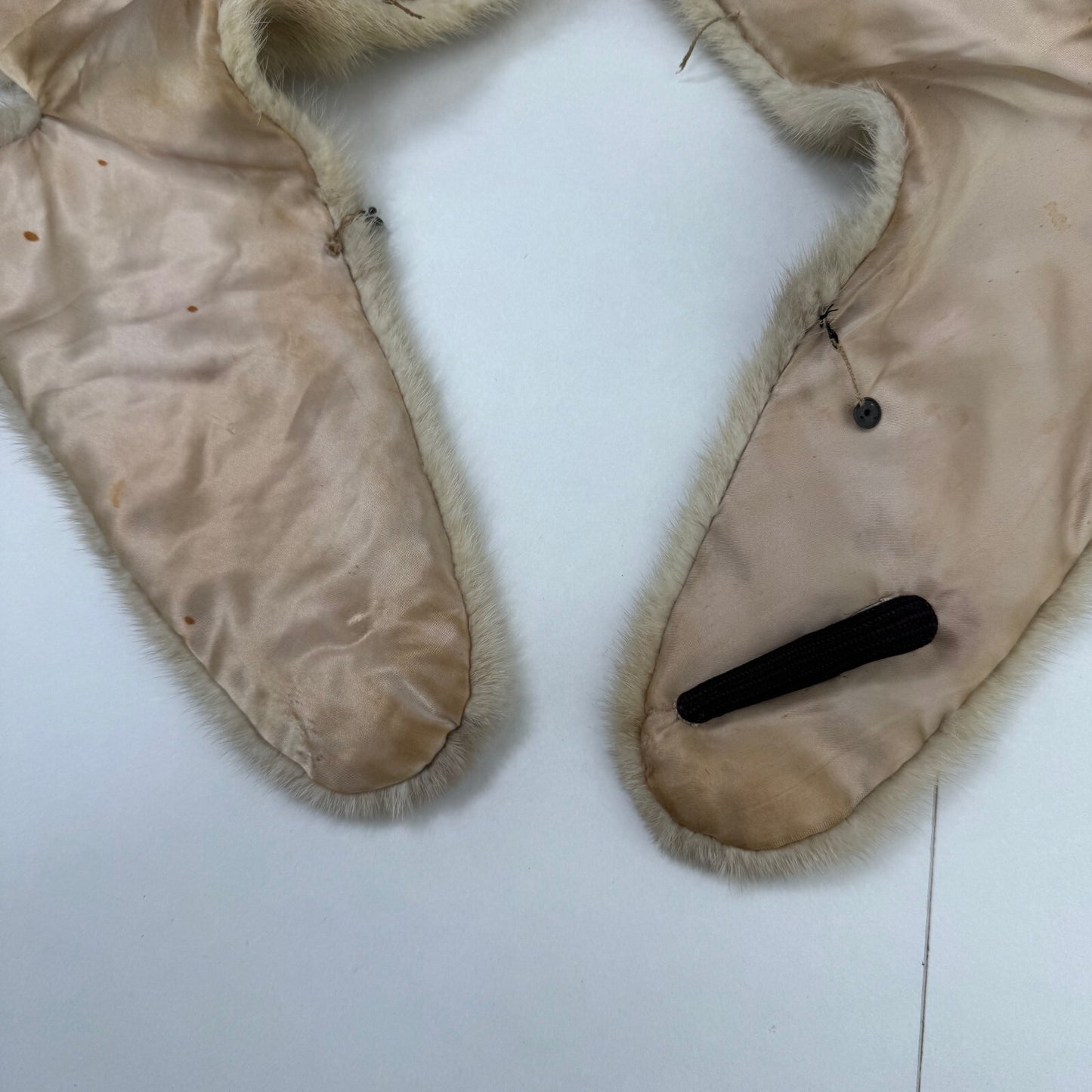 Vintage 1960s/70s mink stole scarf pastel blonde cream