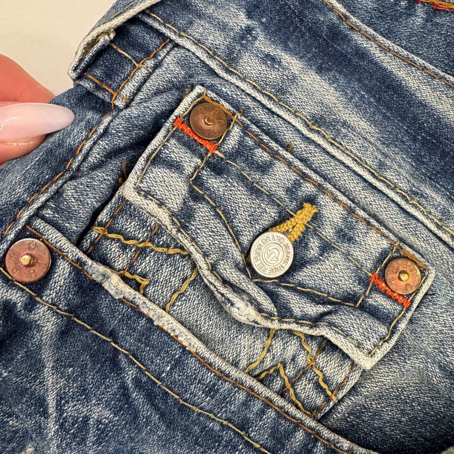 Y2K vintage True Religion bootcut jeans faded blue denim wash embroidered Billy