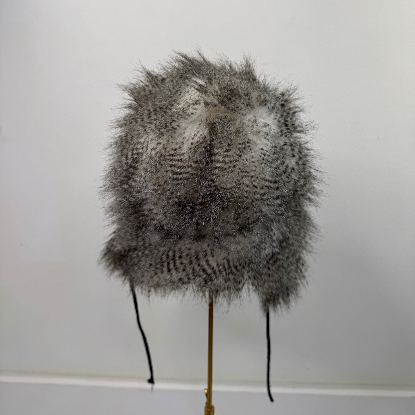 Y2K vintage trapper hat faux fur raccoon feathered style pattern oversized