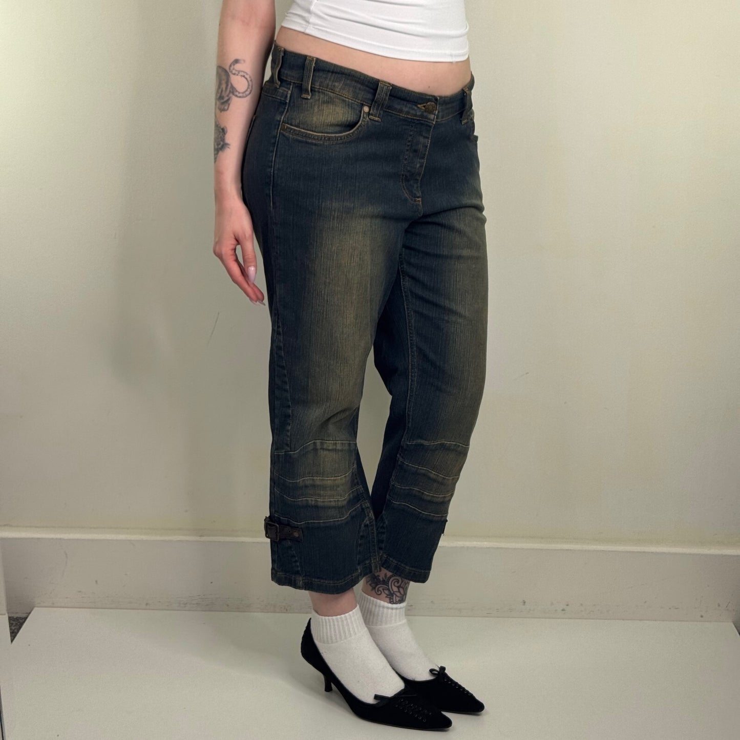 Y2K vintage capri jeans denim cropped faded dirty wash stretchy bootcut buckle