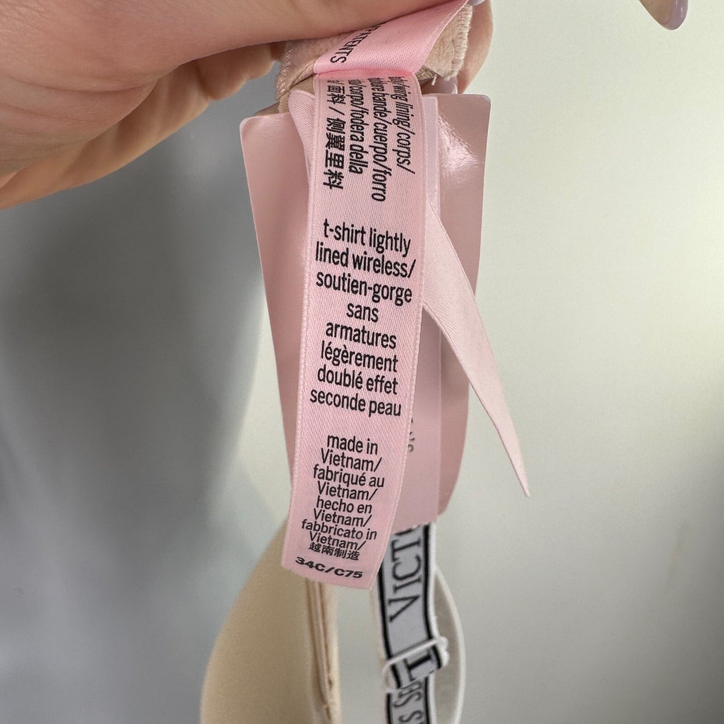 Victoria's Secret t shirt lightly lined wireless nude 34C
