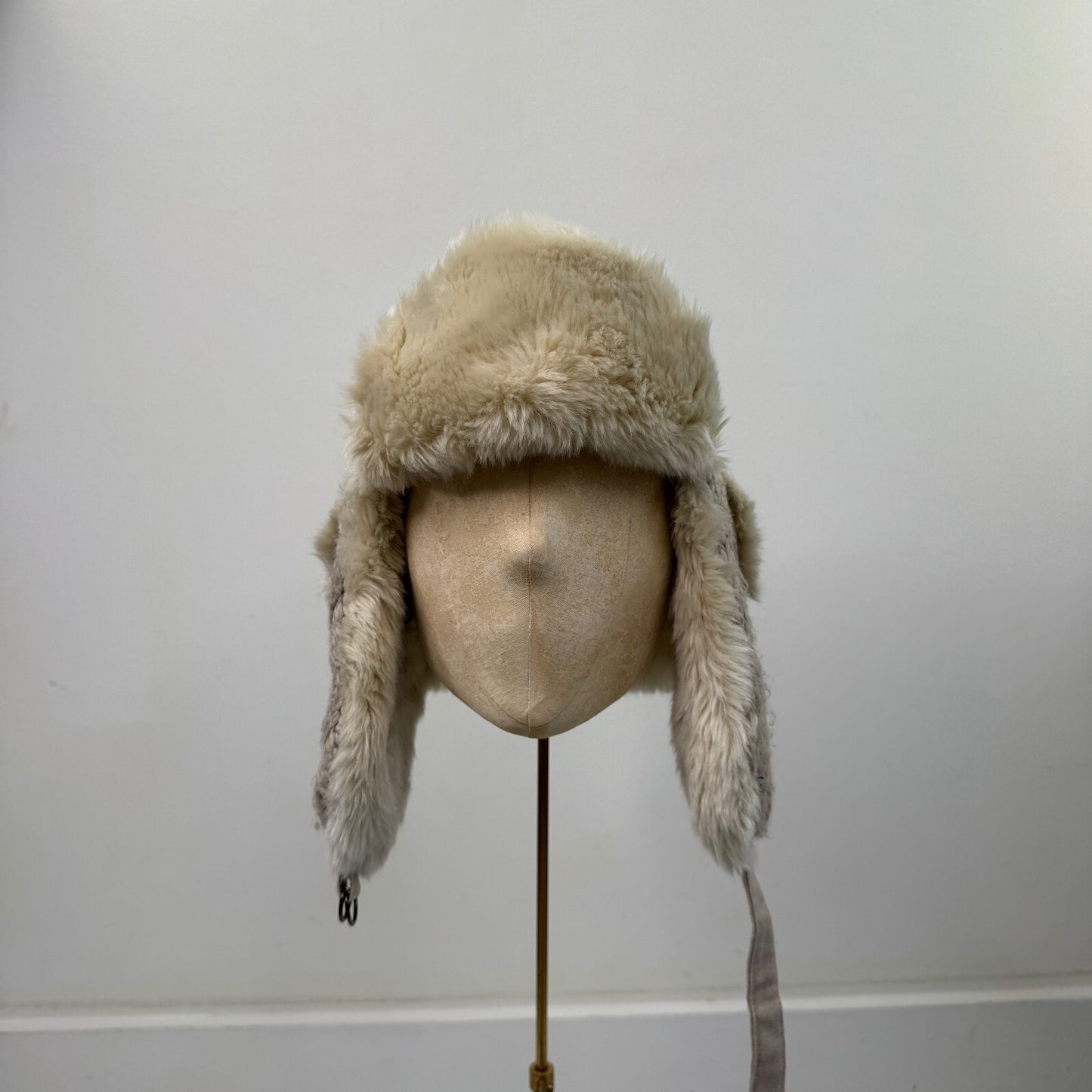 Y2K vintage trapper hat faux fur trim cable knit beige cream wool blend