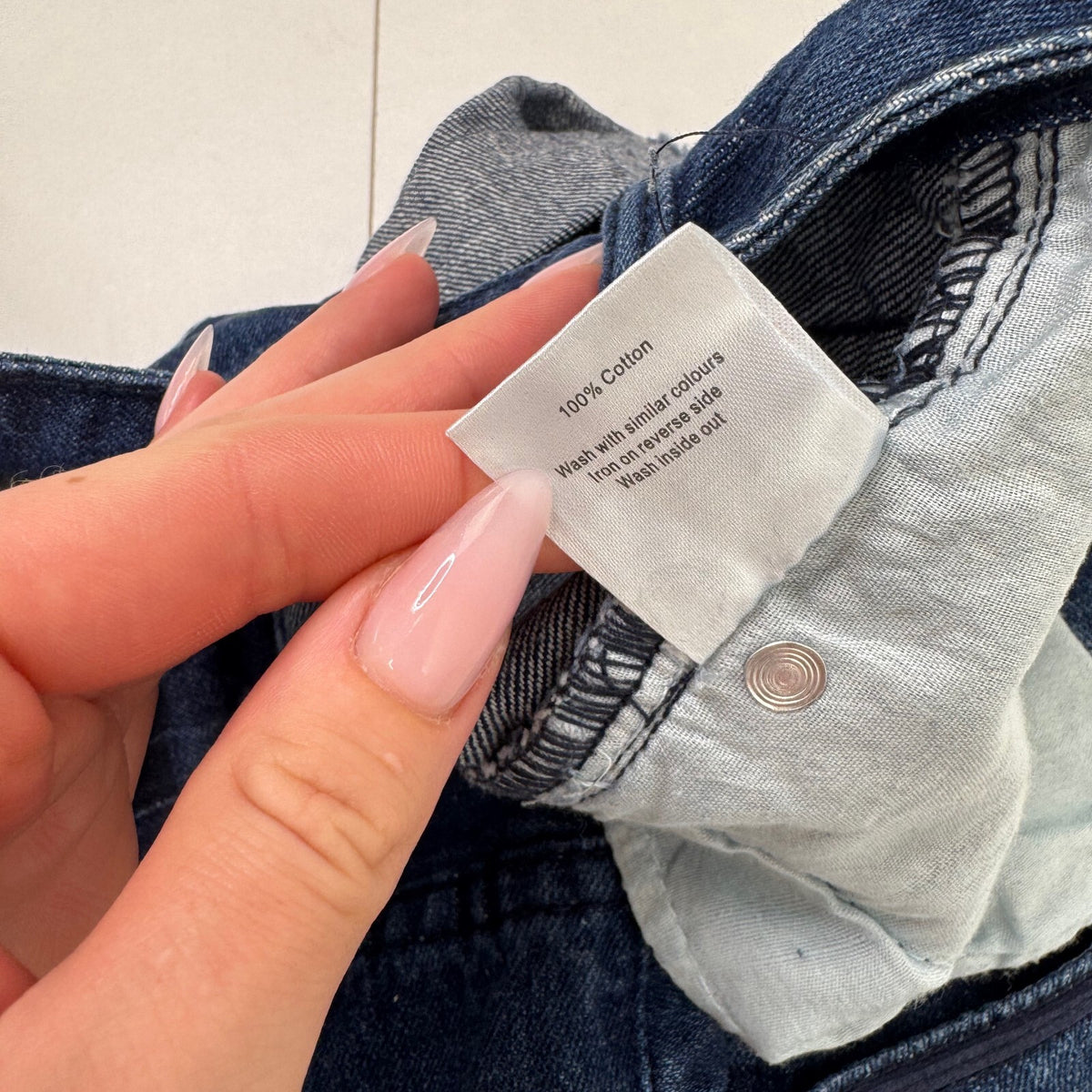 Y2K vintage denim mini shorts distressed dark blue turned up