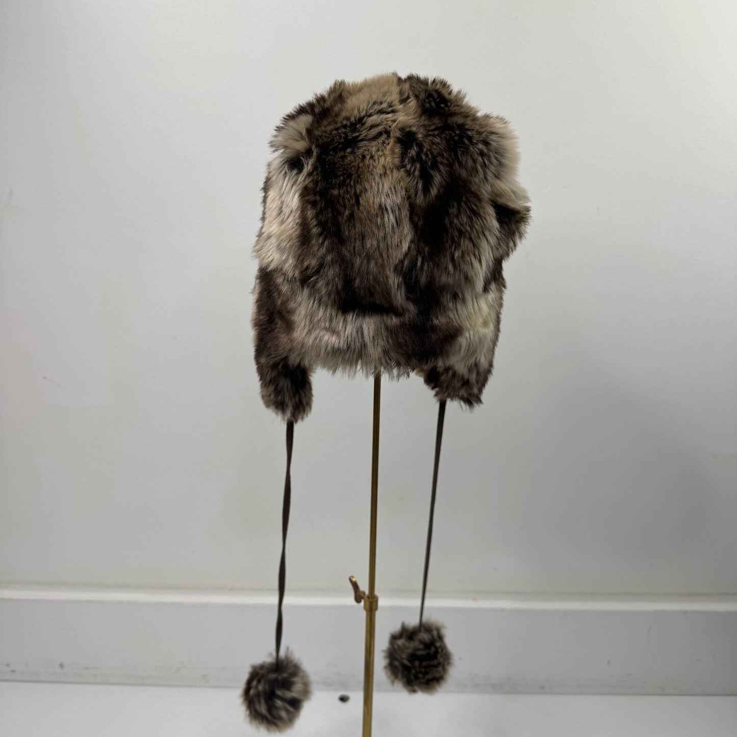Y2K vintage trapper hat faux fur pom poms brown two tone unisex