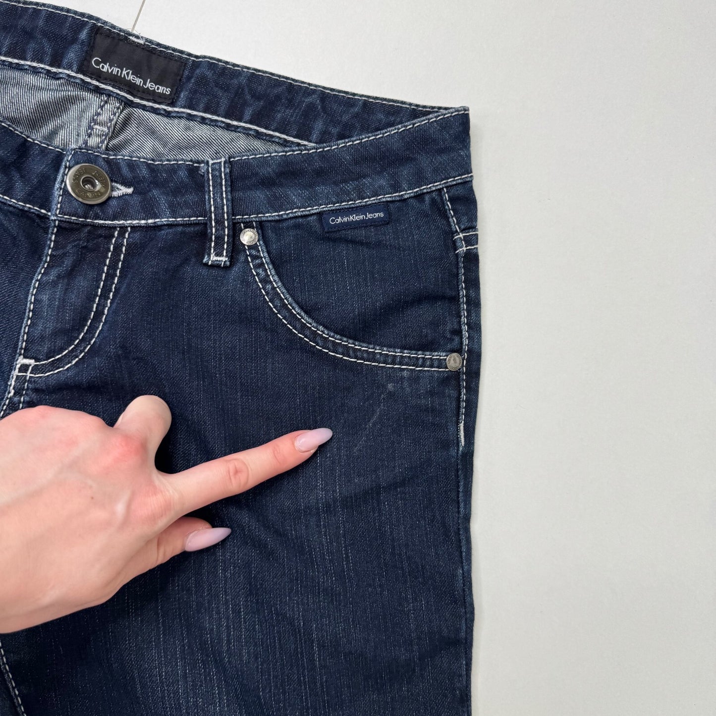 Y2K vintage Calvin Klein Jeans capri denim cropped dark blue wash stretchy zips