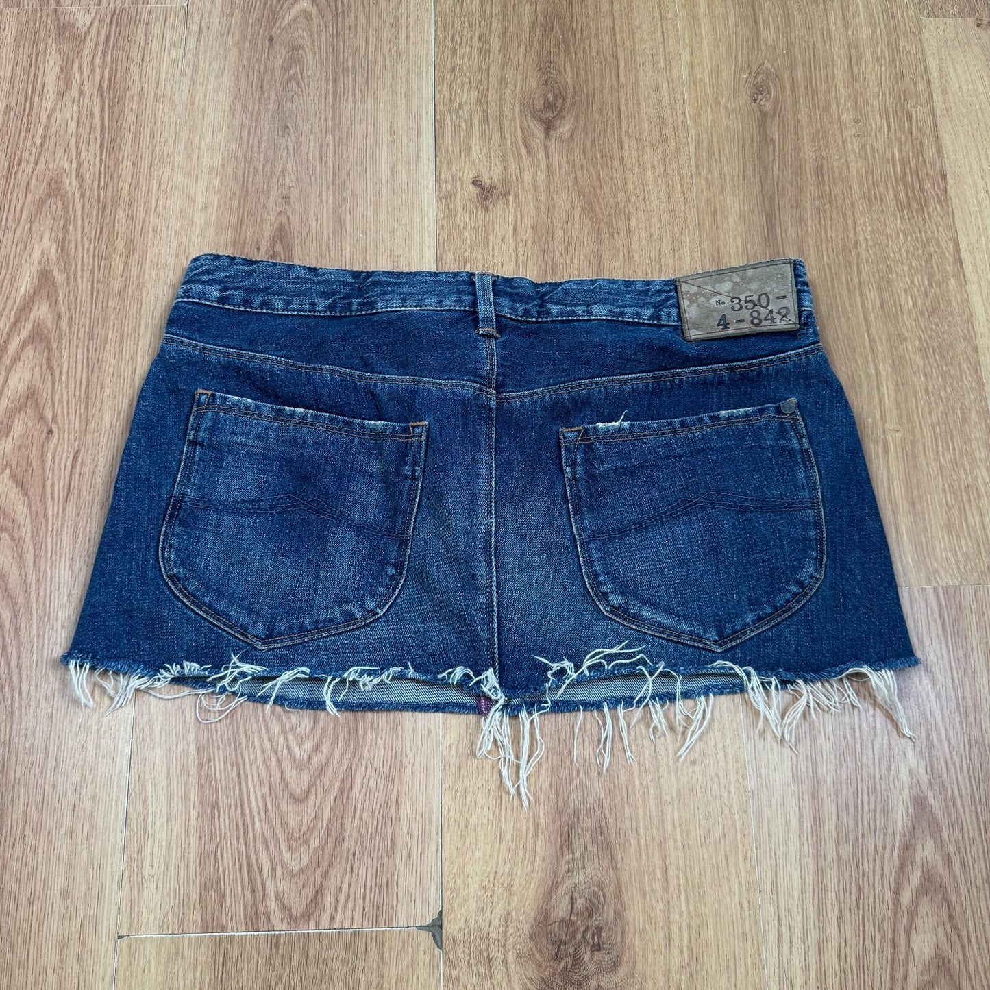 Y2K vintage mini skirt low rise faded dark/ medium denim wash fraying hem