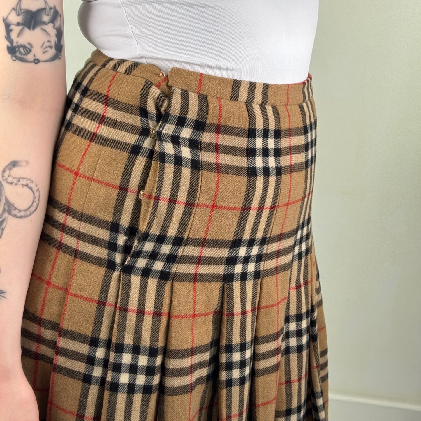 Y2K vintage midi skirt nova check print wool knit pleated a line beige