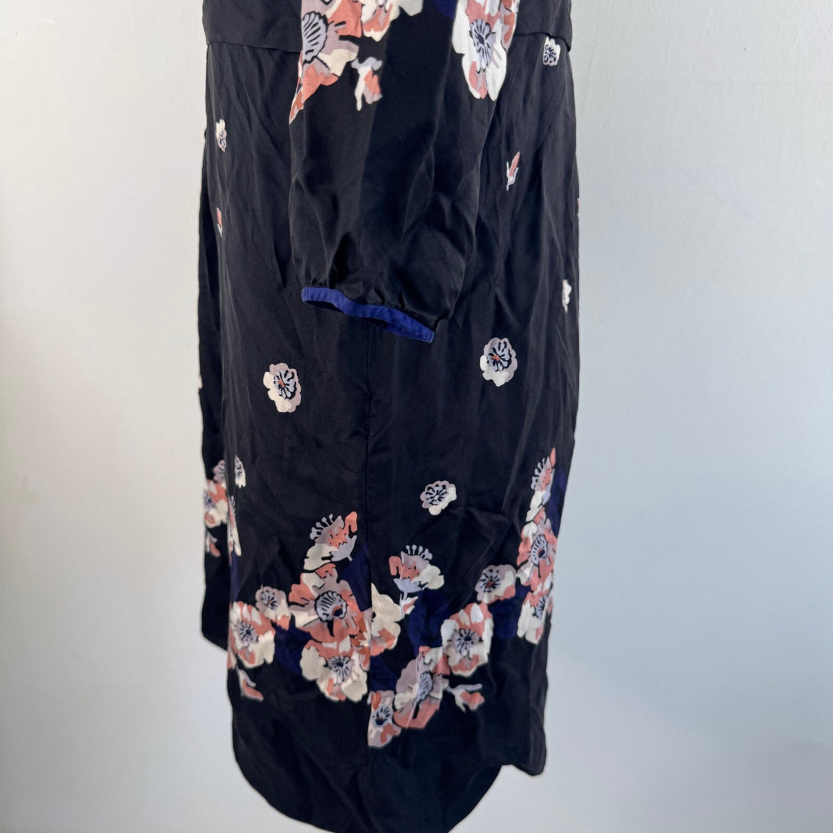 Vintage 2010 Juicy Couture 100% silk mini dress floral 3/4 sleeve v neck a line