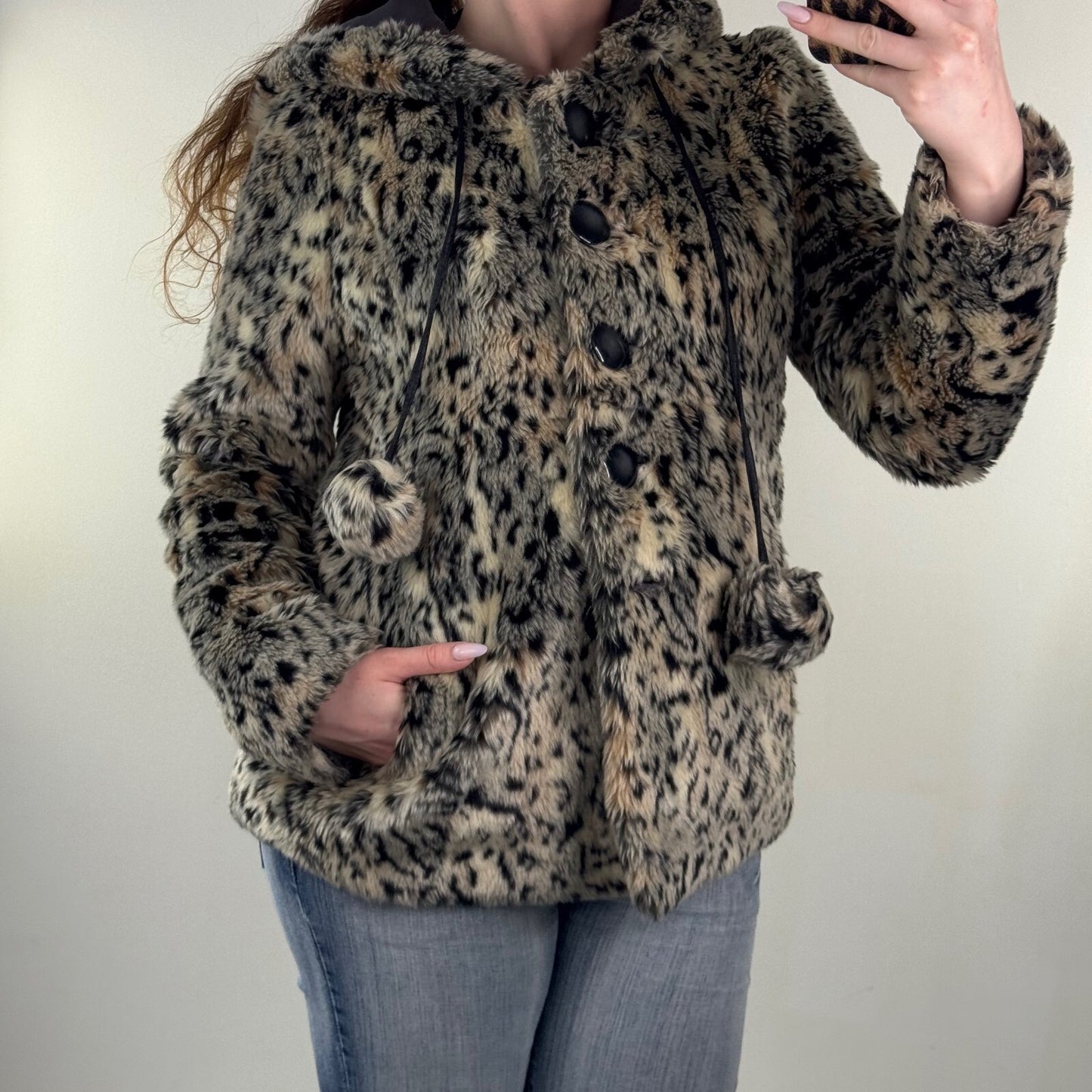 Y2K vintage faux fur jacket leopard print with hood pom poms button up