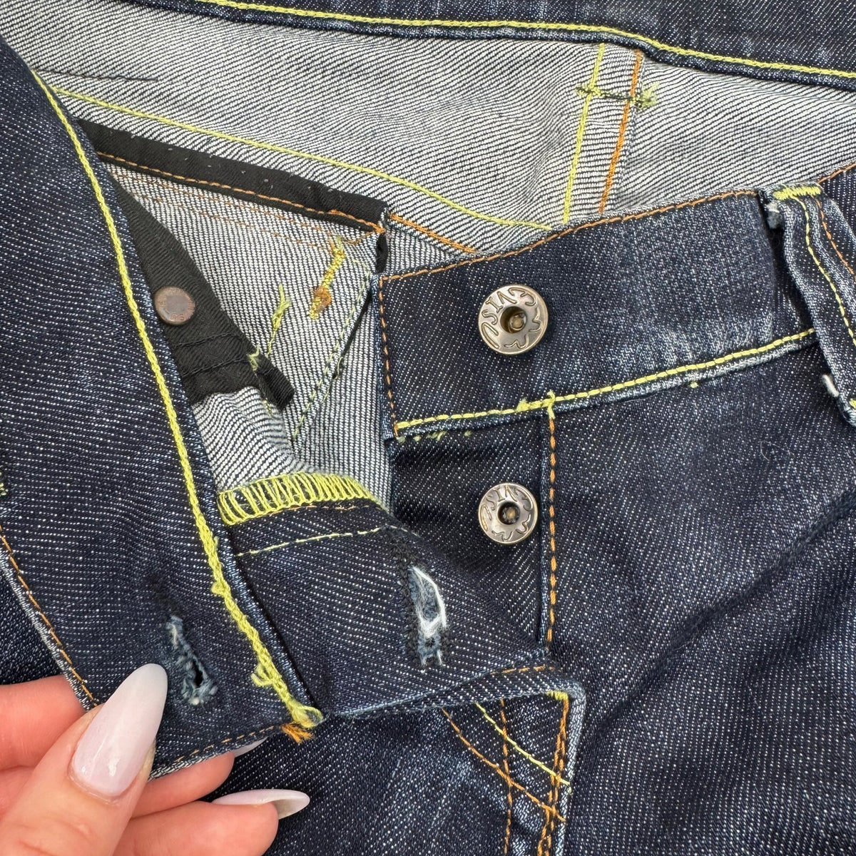 Vintage Y2K Evisu Low Rise Bootcut Jeans Distressed Seagull Logo Dark Wash Denim