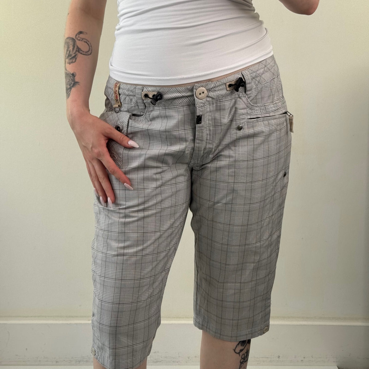 Y2K vintage capri trousers cropped tartan check print mid rise cargo toggles