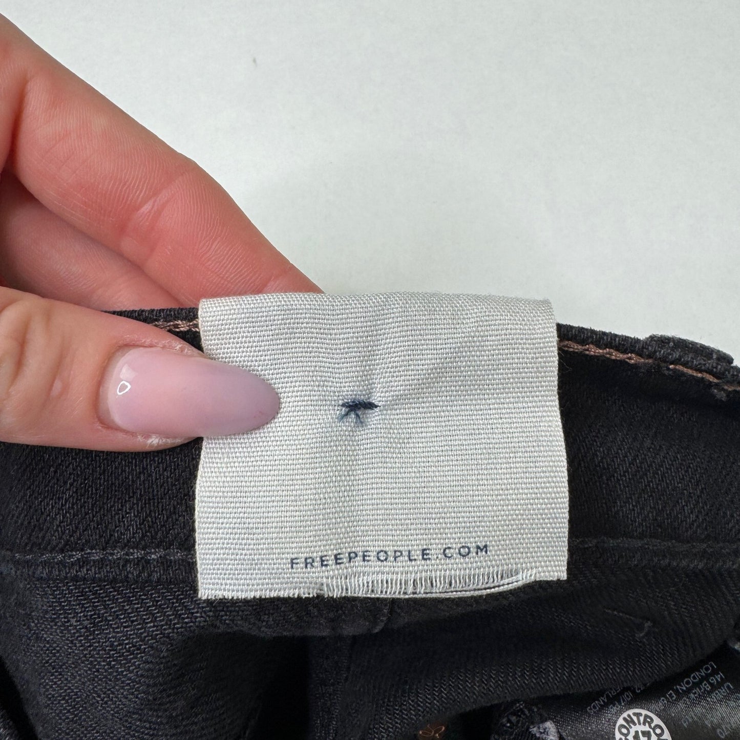 Free People barrel jeans mid rise good luck faded black