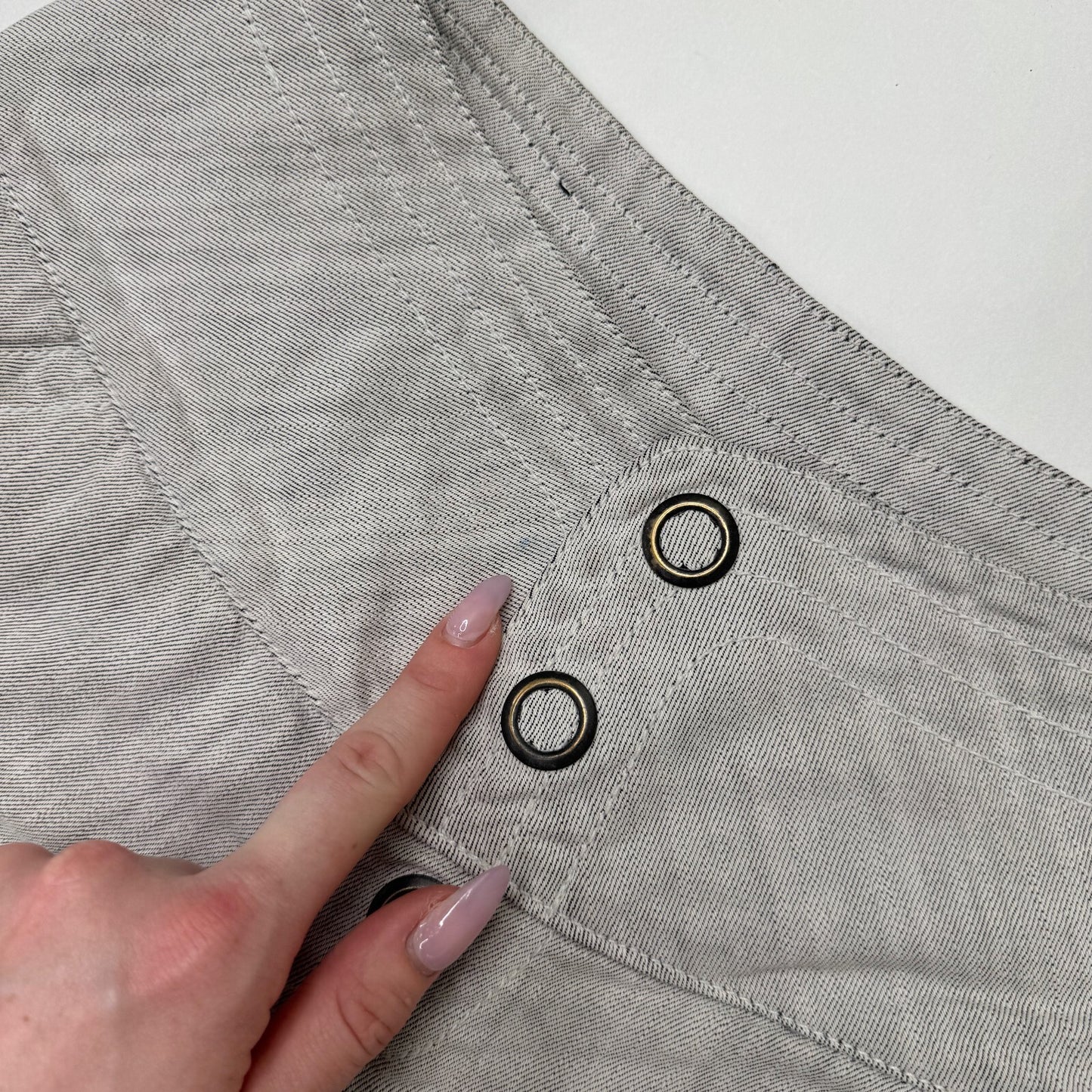 Y2K vintage denim mini shorts mid rise popper buttons side pockets chino
