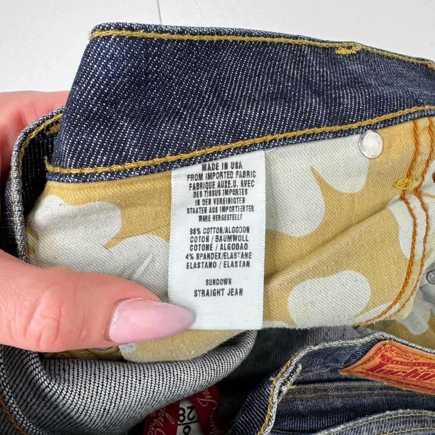 Y2K vintage Lucky Brand straight leg denim jeans dark faded denim wash you