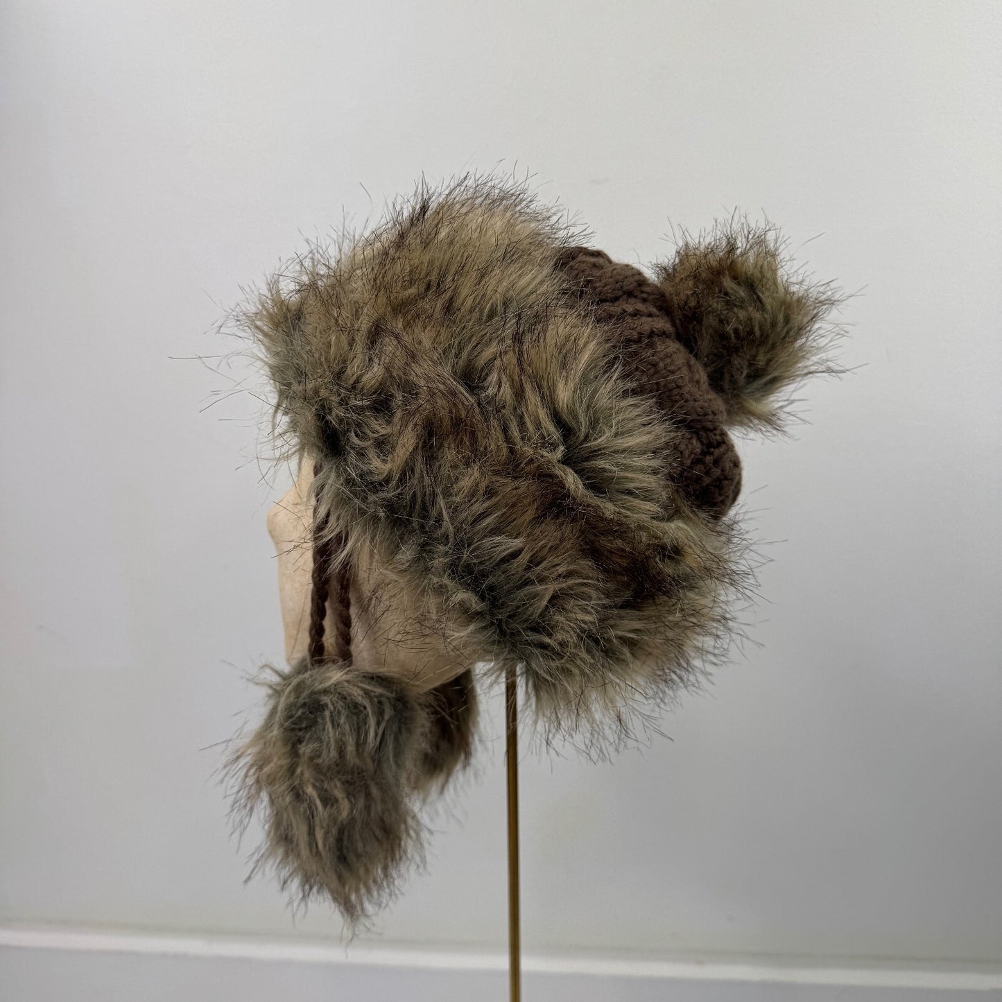 Y2K vintage trapper hat faux fur pom poms cable knit brown unisex