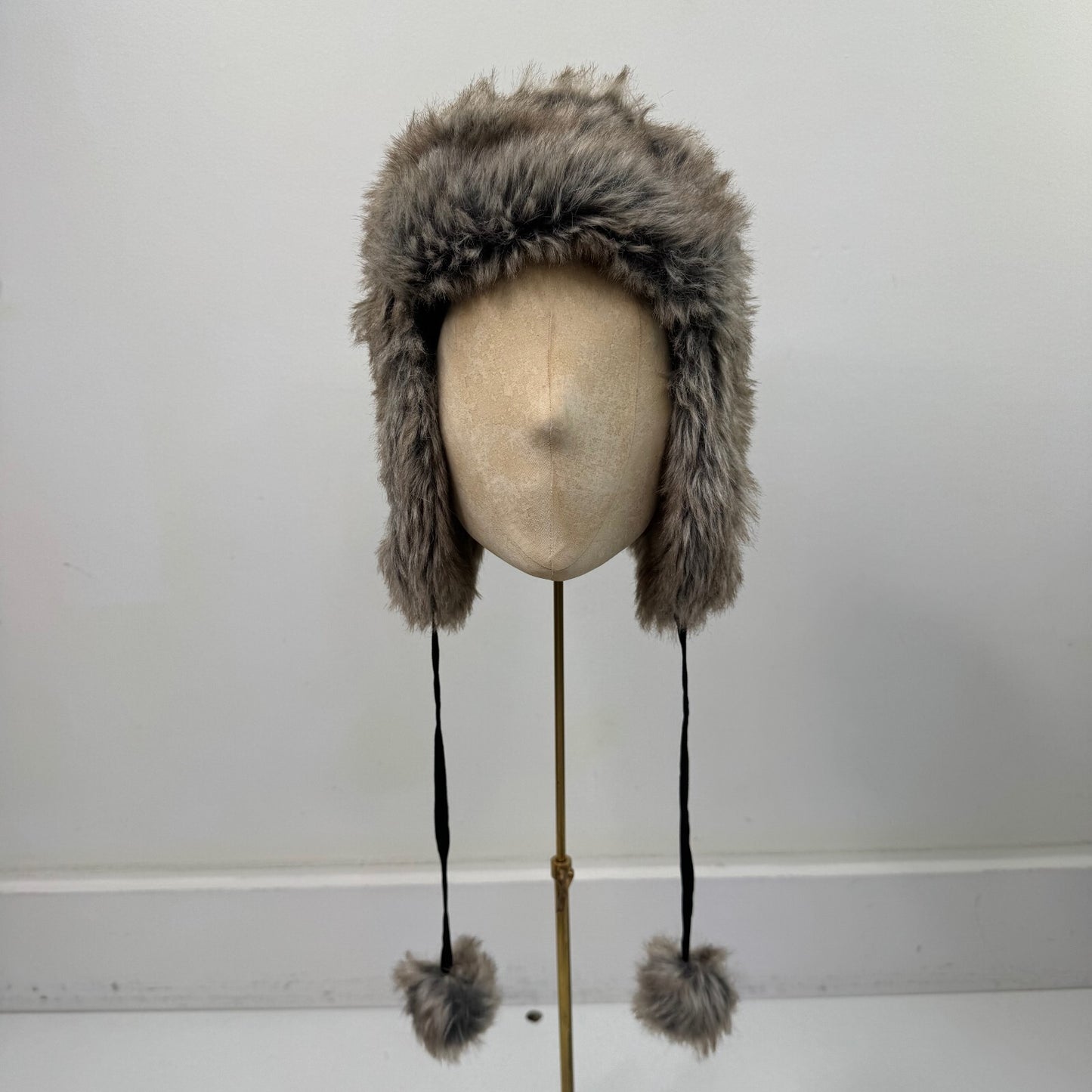 Y2K vintage trapper hat faux fur pom poms fleece lined unisex