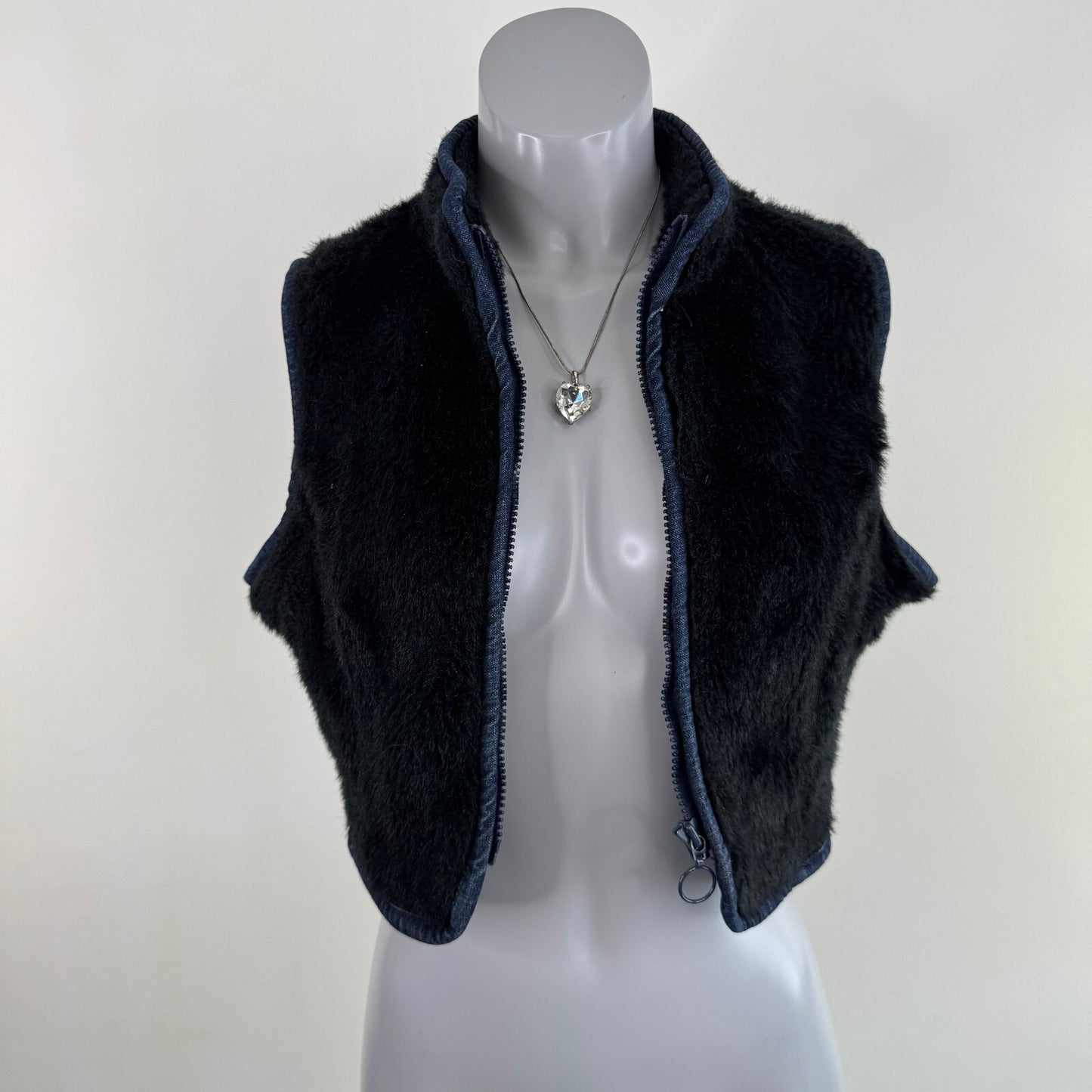 Y2K vintage Quiksilver faux fur vest zip up crop denim trim sleeveless gilet