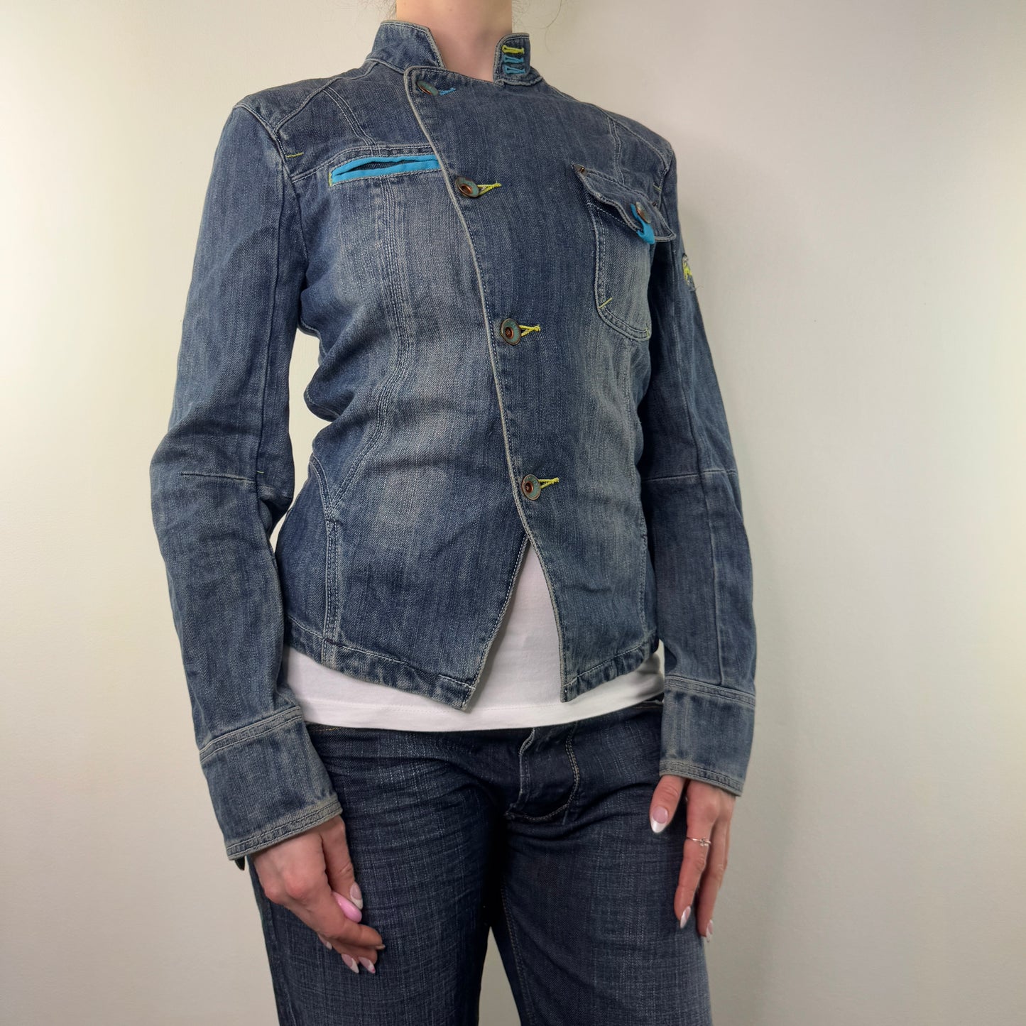 Y2K vintage denim jacket asymmetrical military yellow blue contrast faded denim