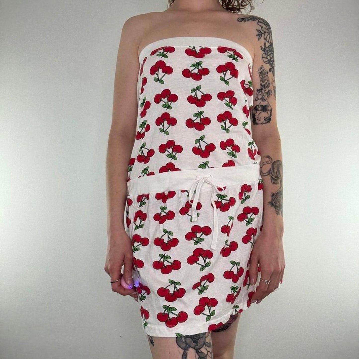 Y2K vintage cherry strapless mini dress stretchy jersey bow cherries print