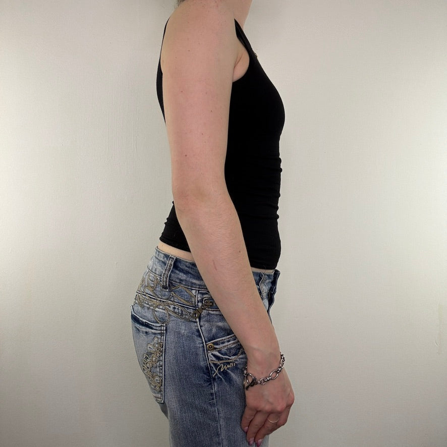 Y2K vintage high neck tank top basic plain round neckline fitted