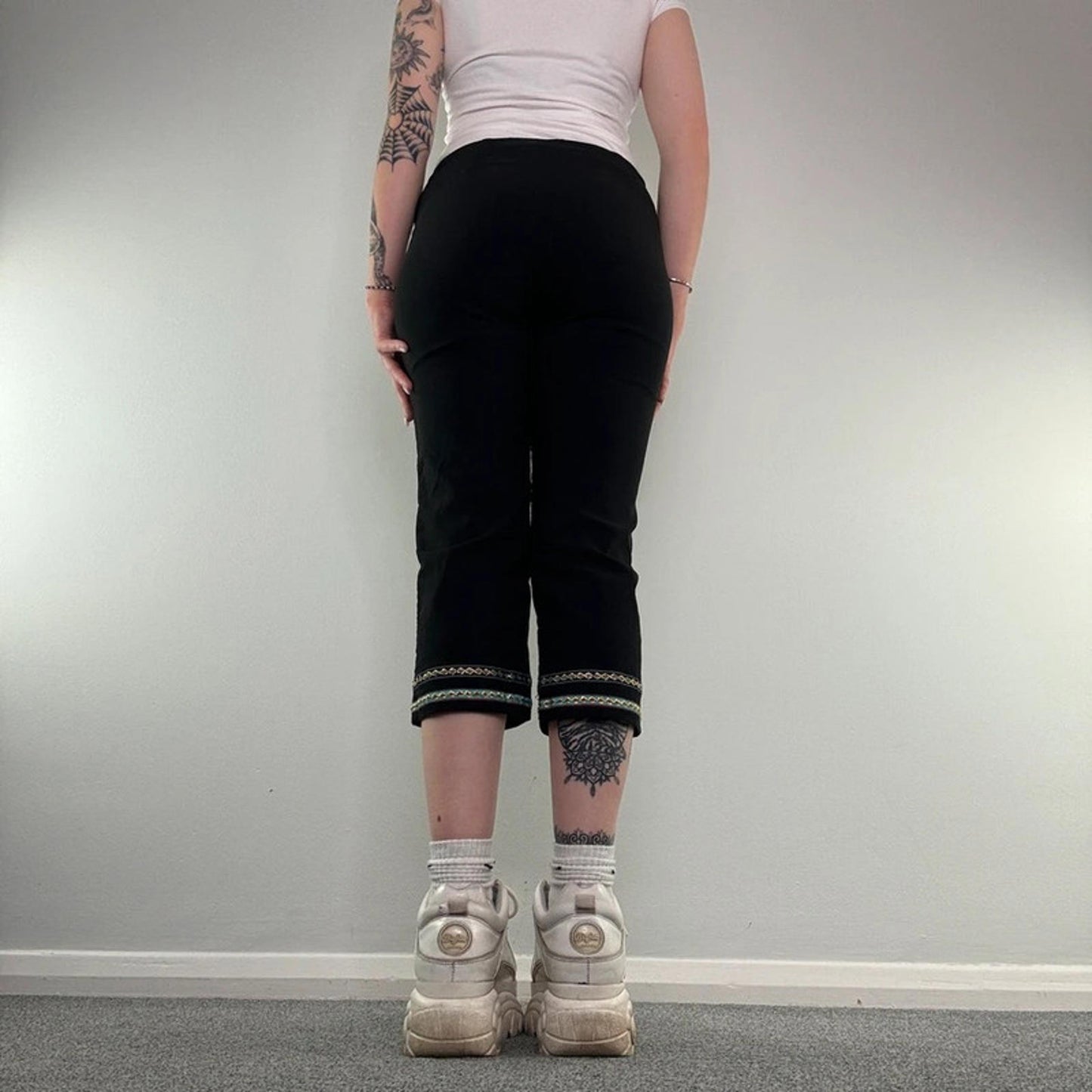 Y2K vintage mid rise stretchy capri trousers cropped