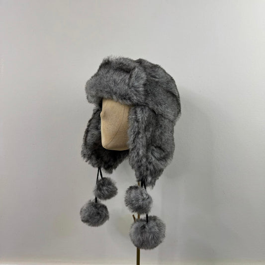Y2K vintage faux fur trapper hat pom pom grey two tone mcbling