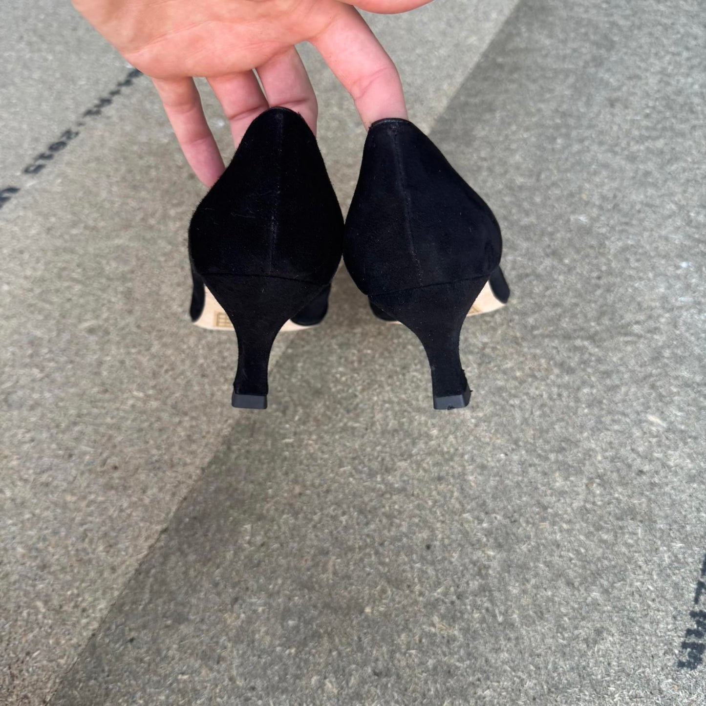 Y2K vintage LK Bennett suede heel floral embroidered square toe bow court heel