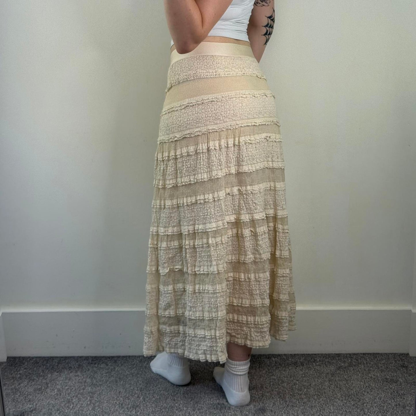 Y2K vintage lace trim maxi skirt tiered boho coquette floral stretchy waistband