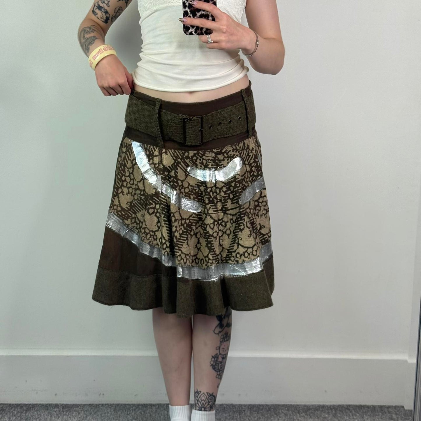 Y2K vintage tweed abstract print midi skirt built in belt khaki cream silver M