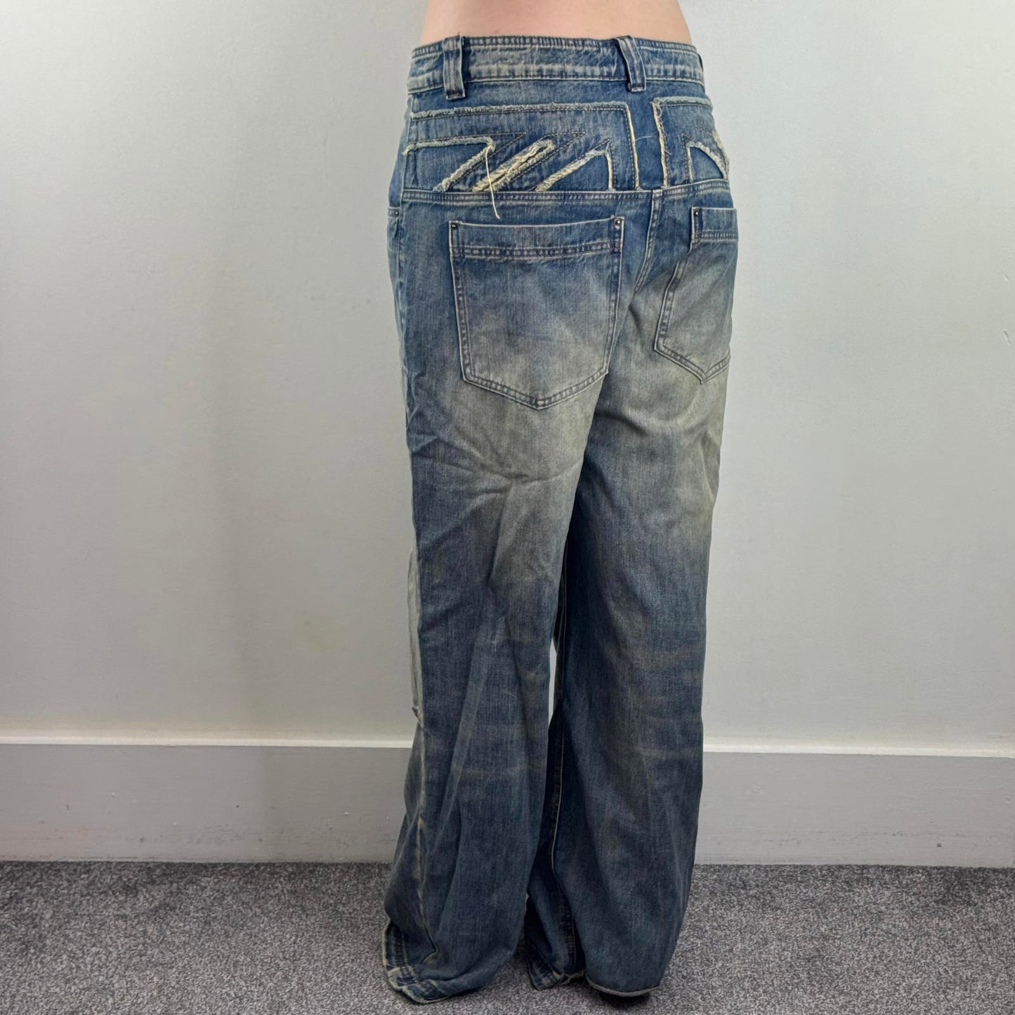 Jaded London men's kingdom colossus jeans low rise faded union jack baggy