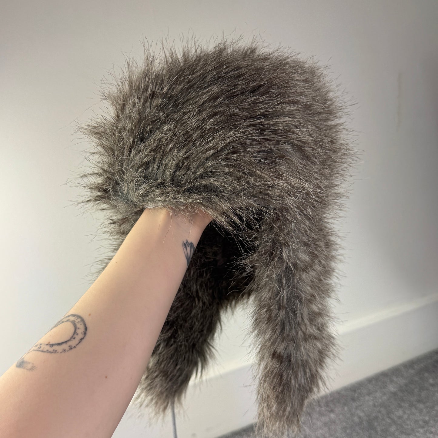 Y2K vintage faux fur trapper hat pom poms